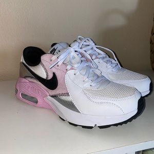 Women’s Nike Air Max